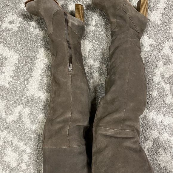 Seychelles Thigh Tall High Suede Leather Boots Block Heels. Size 5. - Picture 2 of 13